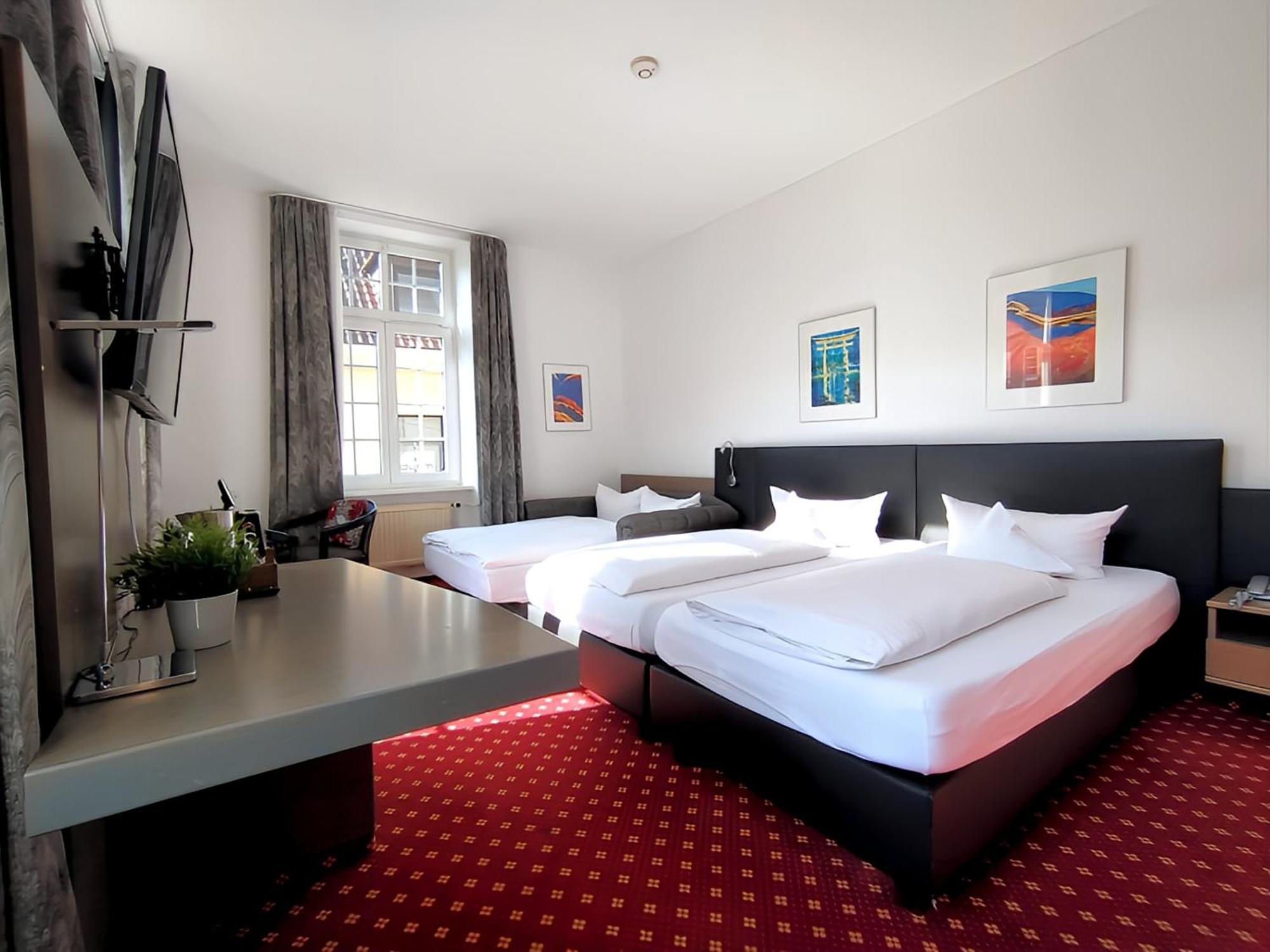 Hotel Schwert Rastatt Exterior photo